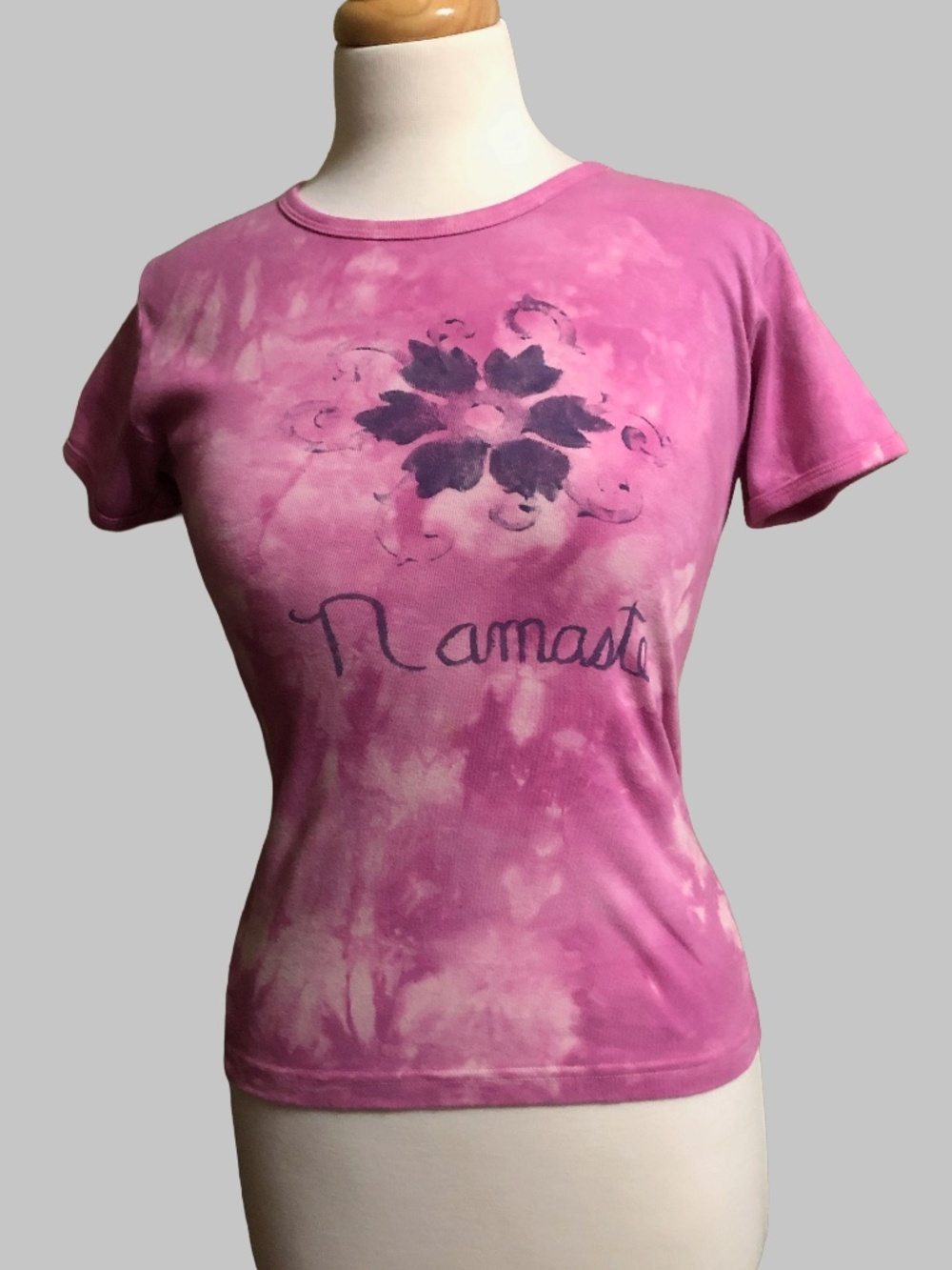 I'm Organic Pink Tie-Dye Hand Printed Namaste Boho Tee Size L (Fits M/S)